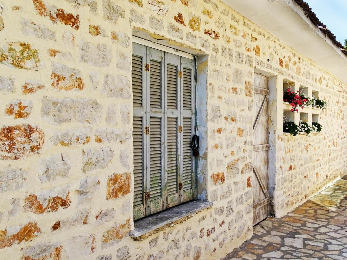 19.40 Luxury Guesthouse Kalpaki  Exterior foto